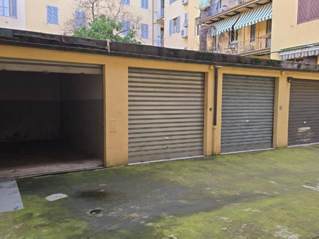 Box / Garage in vendita a Firenze FI