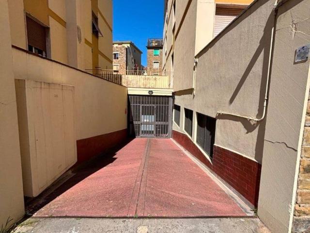 Box / Garage in vendita a Firenze FI