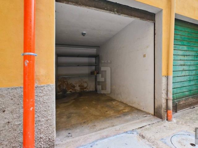 Box / Garage in vendita a Firenze FI
