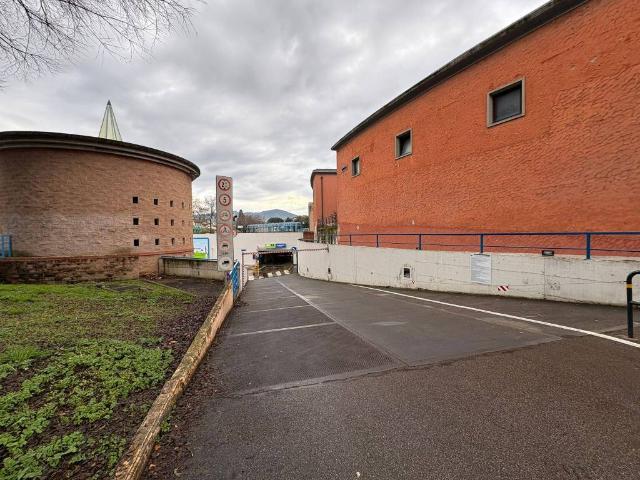 Box / Garage in vendita a Firenze FI