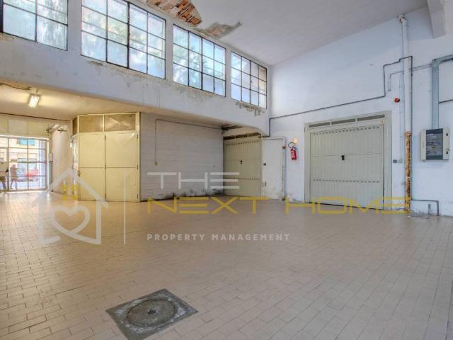 Box / Garage in vendita a Firenze FI