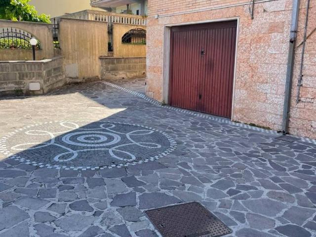 Box / Garage in vendita a Fonte Nuova RM