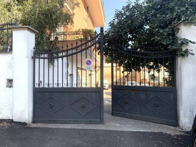 Box / Garage in vendita a Fonte Nuova RM