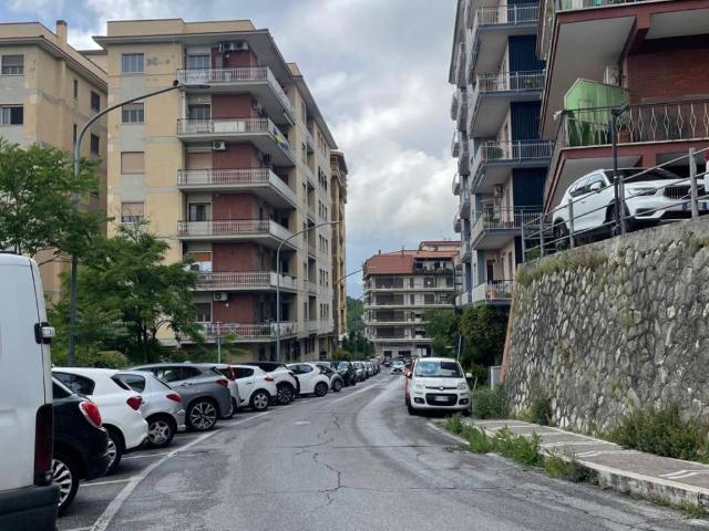 Box / Garage in vendita a Frosinone FR