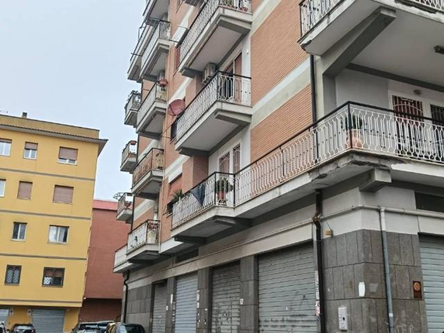 Box / Garage in vendita a Genzano di Roma RM