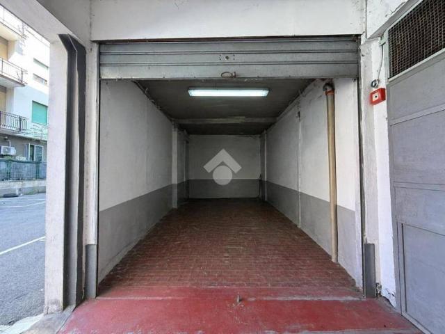 Box / Garage in vendita a Genova GE