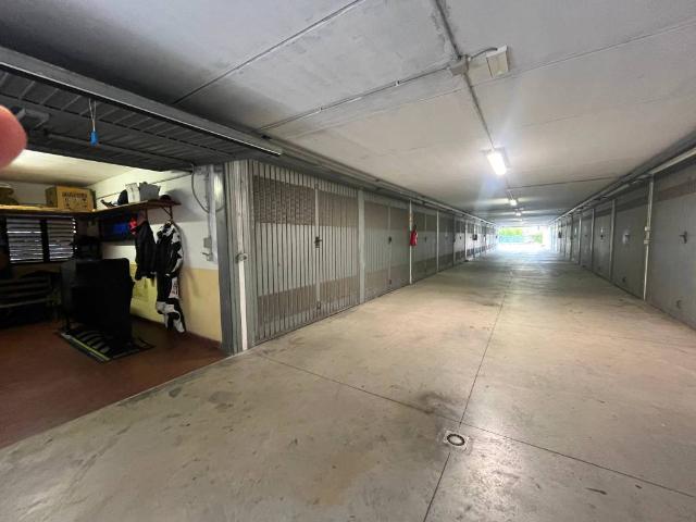 Box / Garage in vendita a Genova GE
