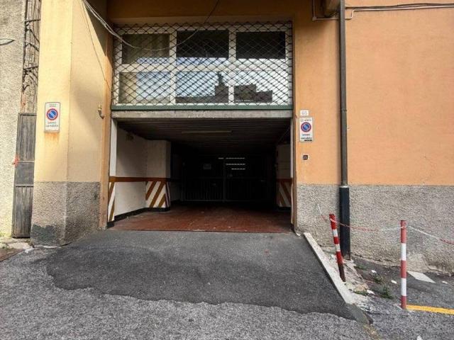 Box / Garage in vendita a Genova GE