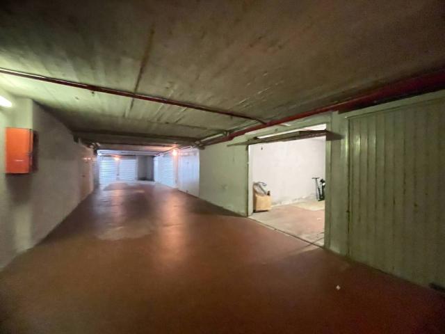 Box / Garage in vendita a Genova GE