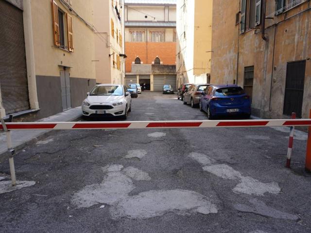 Box / Garage in vendita a Genova GE