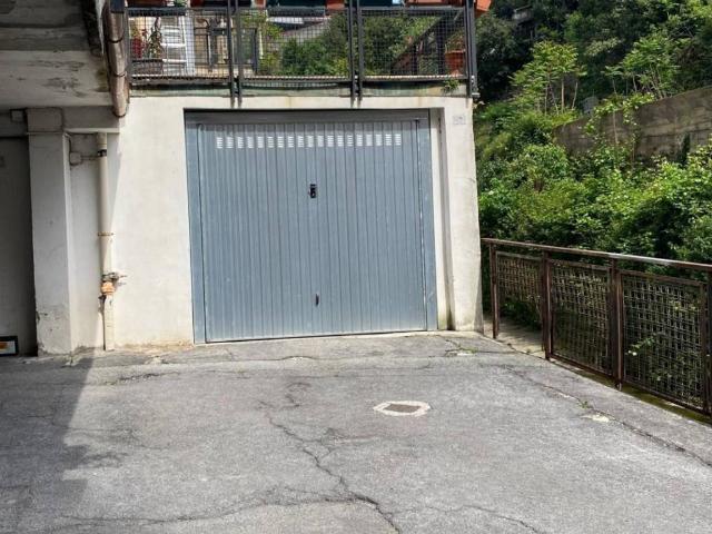 Box / Garage in vendita a Genova GE
