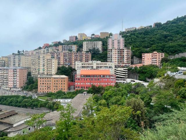 Box / Garage in vendita a Genova GE
