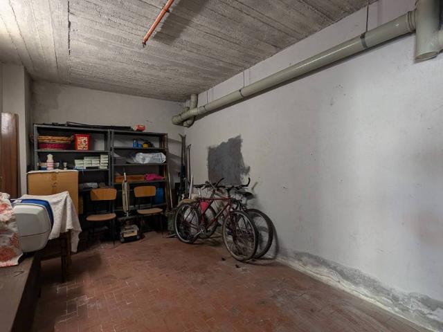 Box / Garage in vendita a Genova GE