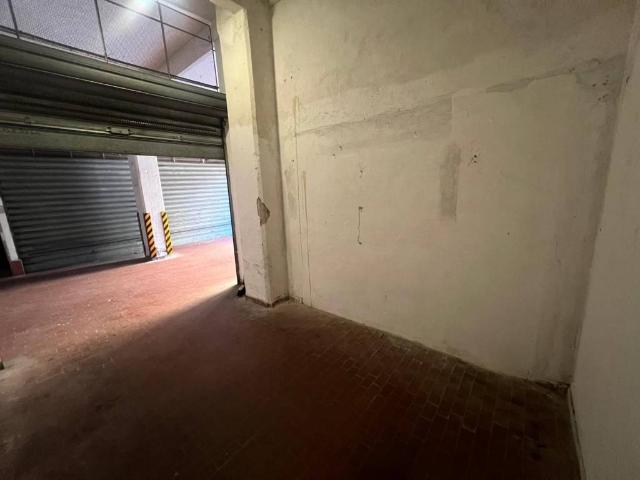 Box / Garage in vendita a Genova GE