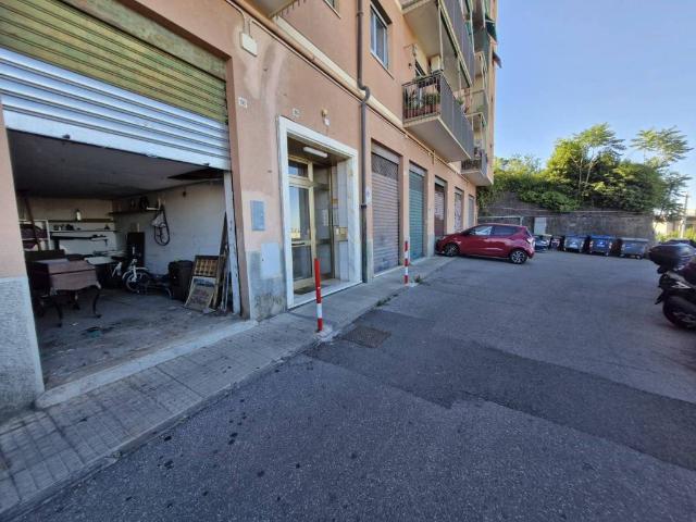 Box / Garage in vendita a Genova GE
