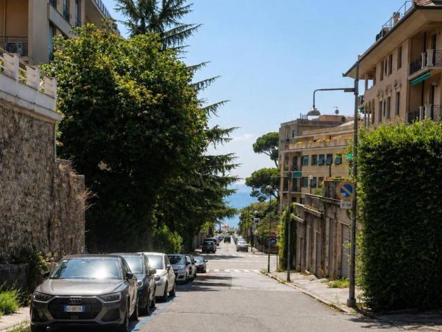 Box / Garage in vendita a Genova GE