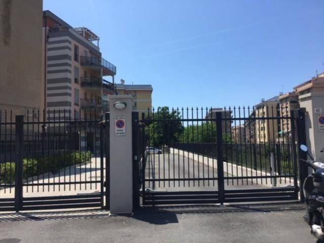 Box / Garage in vendita a Genova GE