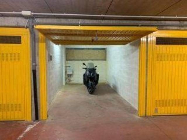 Box / Garage in vendita a Genova GE