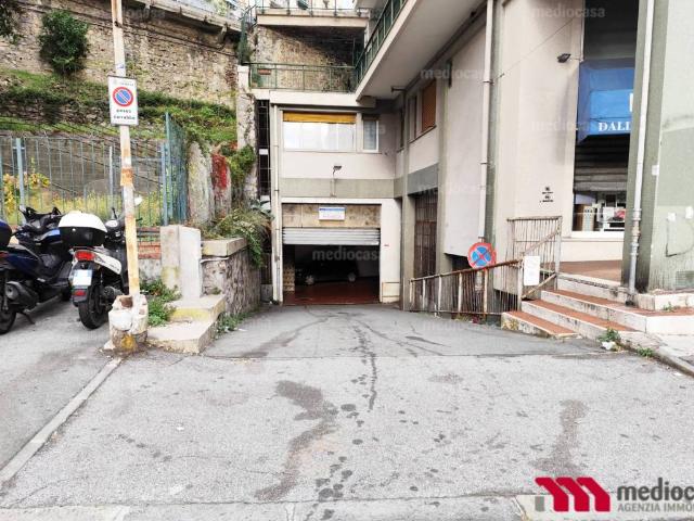 Box / Garage in vendita a Genova GE