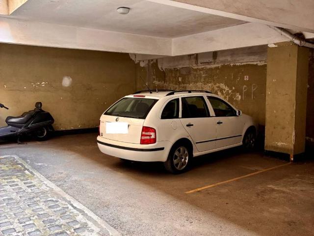 Box / Garage in vendita a Genova GE