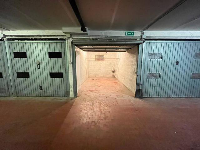 Box / Garage in vendita a Genova GE