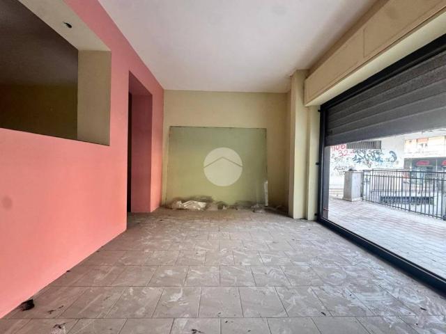 Box / Garage in vendita a Giugliano in Campania NA