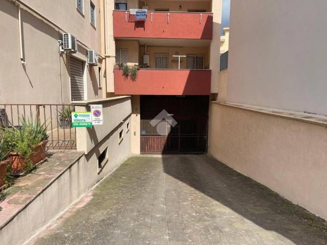 Box / Garage in vendita a Grottaglie TA