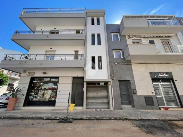 Box / Garage in vendita a Grottaglie TA