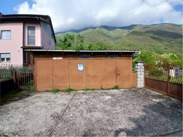 Box / Garage in vendita a Gravellona Toce VB
