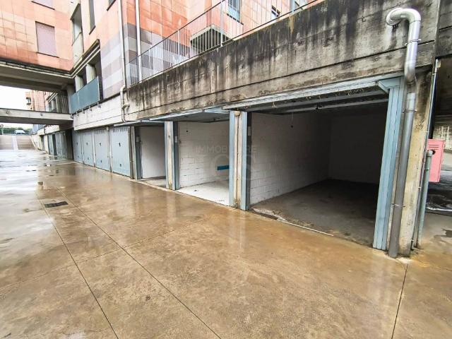 Box / Garage in vendita a Grumello del Monte BG