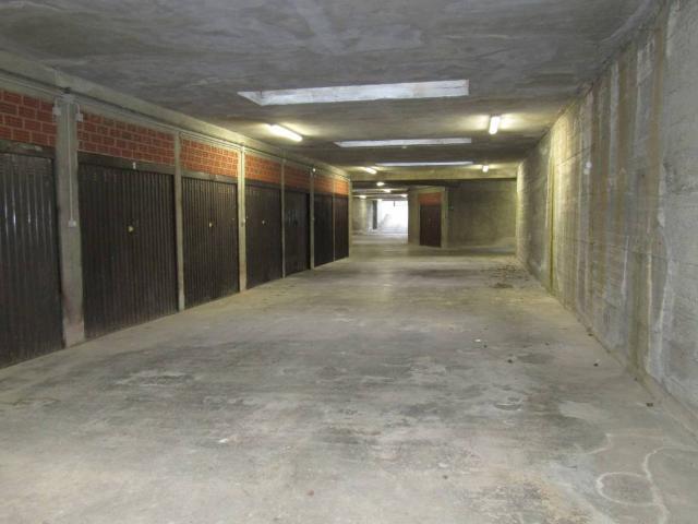 Box / Garage in vendita a Lanzo Torinese TO