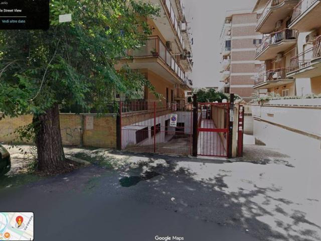 Box / Garage in vendita a Ladispoli RM