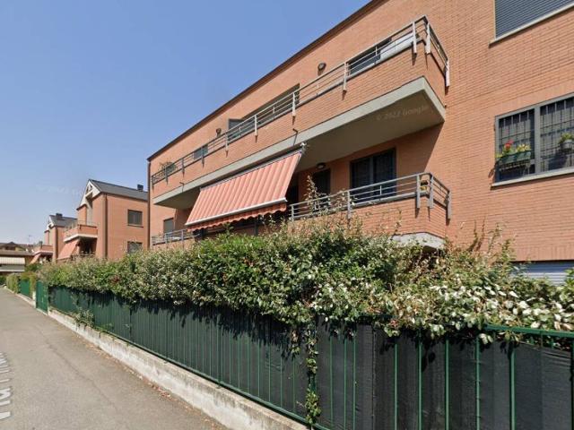 Box / Garage in vendita a Lainate MI