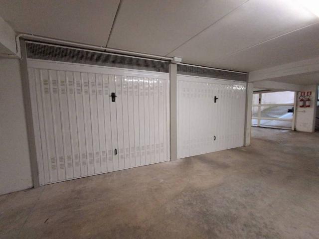 Box / Garage in vendita a L'Aquila AQ