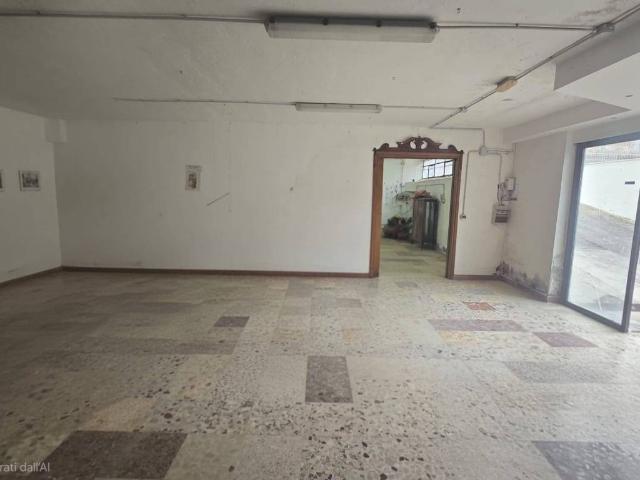 Box / Garage in vendita a Latina LT