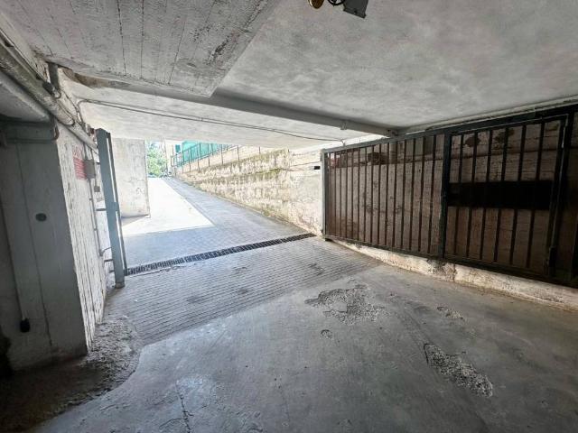 Box / Garage in vendita a Lavagna GE
