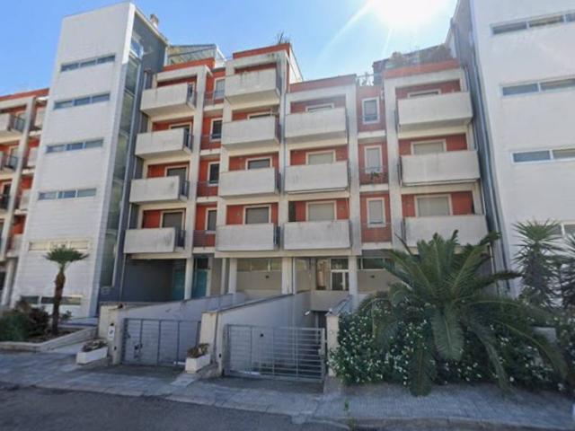 Box / Garage in vendita a Lecce LE