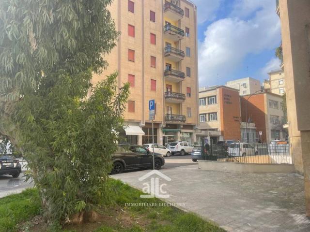 Box / Garage in vendita a Lecce LE