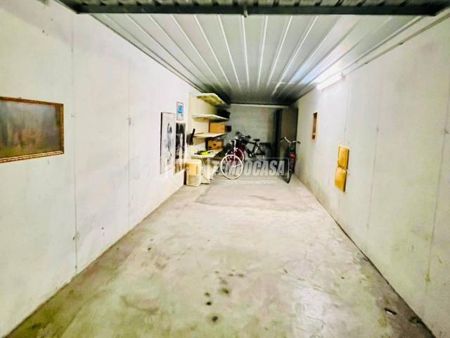 Box / Garage in vendita a Lecco LC