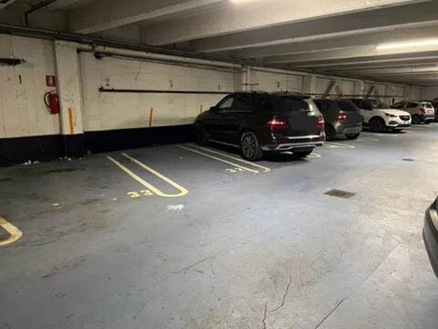 Box / Garage in vendita a Legnano MI