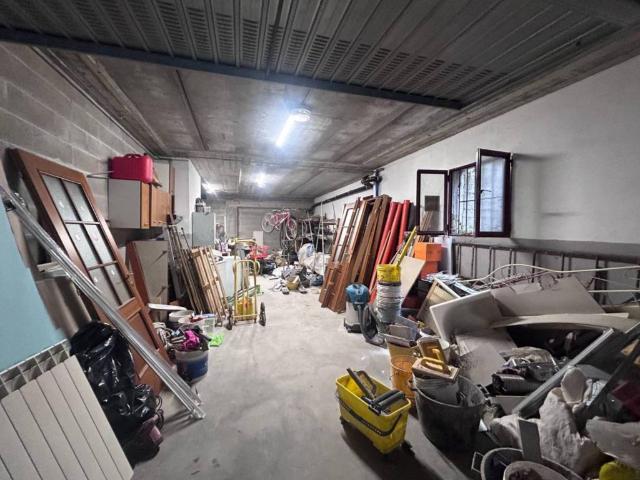 Box / Garage in vendita a Leinì TO