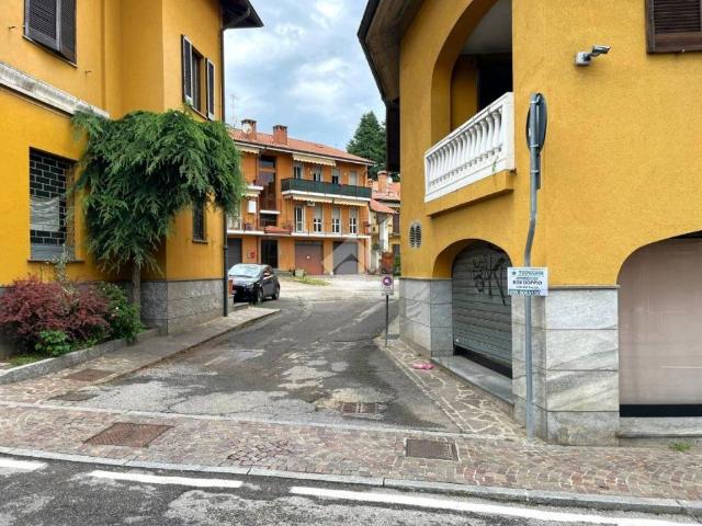 Box / Garage in vendita a Lesmo MB