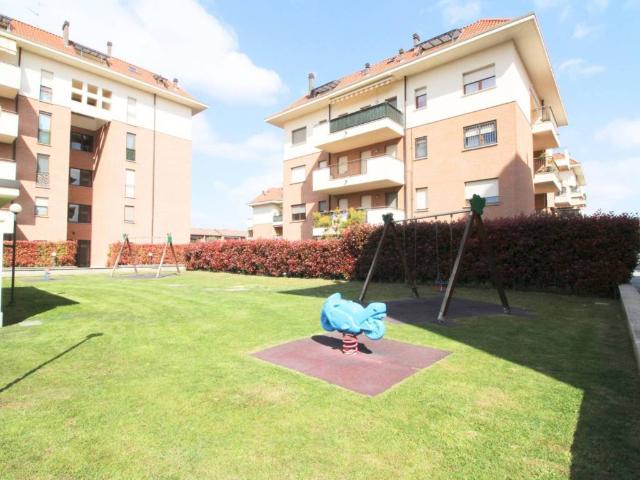 Box / Garage in vendita a Limbiate MB