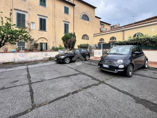 Box / Garage in vendita a Livorno LI