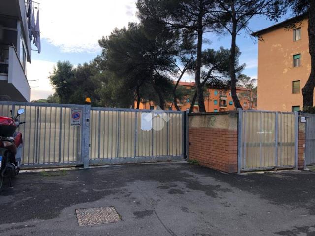Box / Garage in vendita a Livorno LI