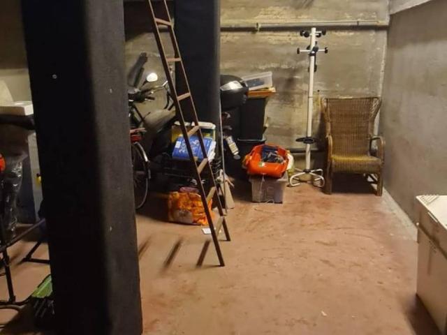 Box / Garage in vendita a Livorno LI