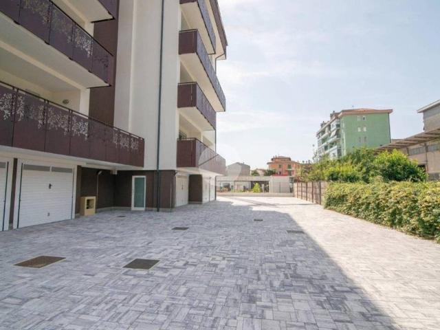 Box / Garage in vendita a Lodi LO