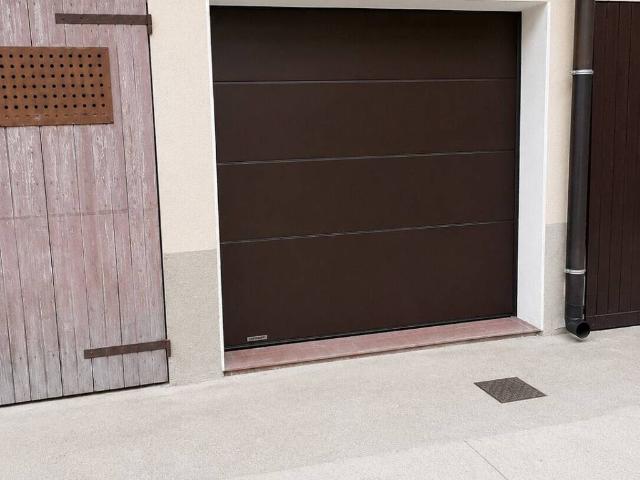 Box / Garage in vendita a Mantova MN