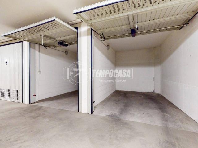 Box / Garage in vendita a Mantova MN