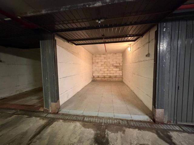 Box / Garage in vendita a Milano MI